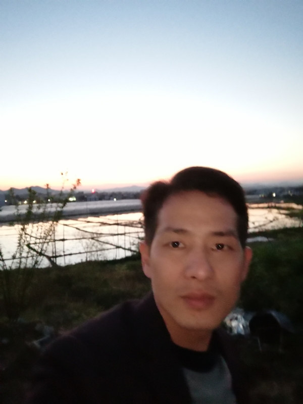 不忘初心的第一张照片--瑞金交友中心